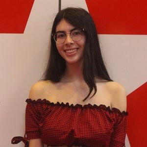 Meet your Posher, Gabriela